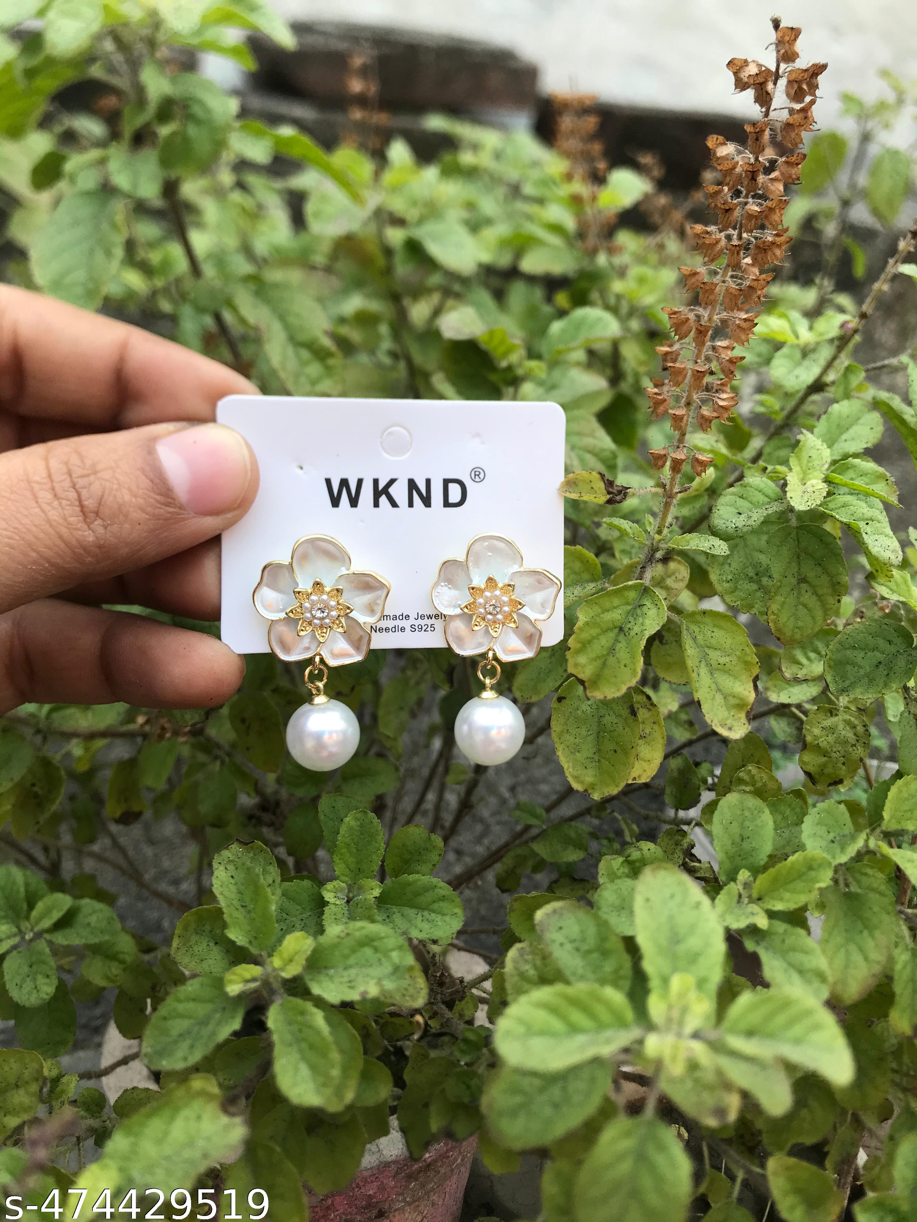 Flower Shaped Pearl Earrings Studs